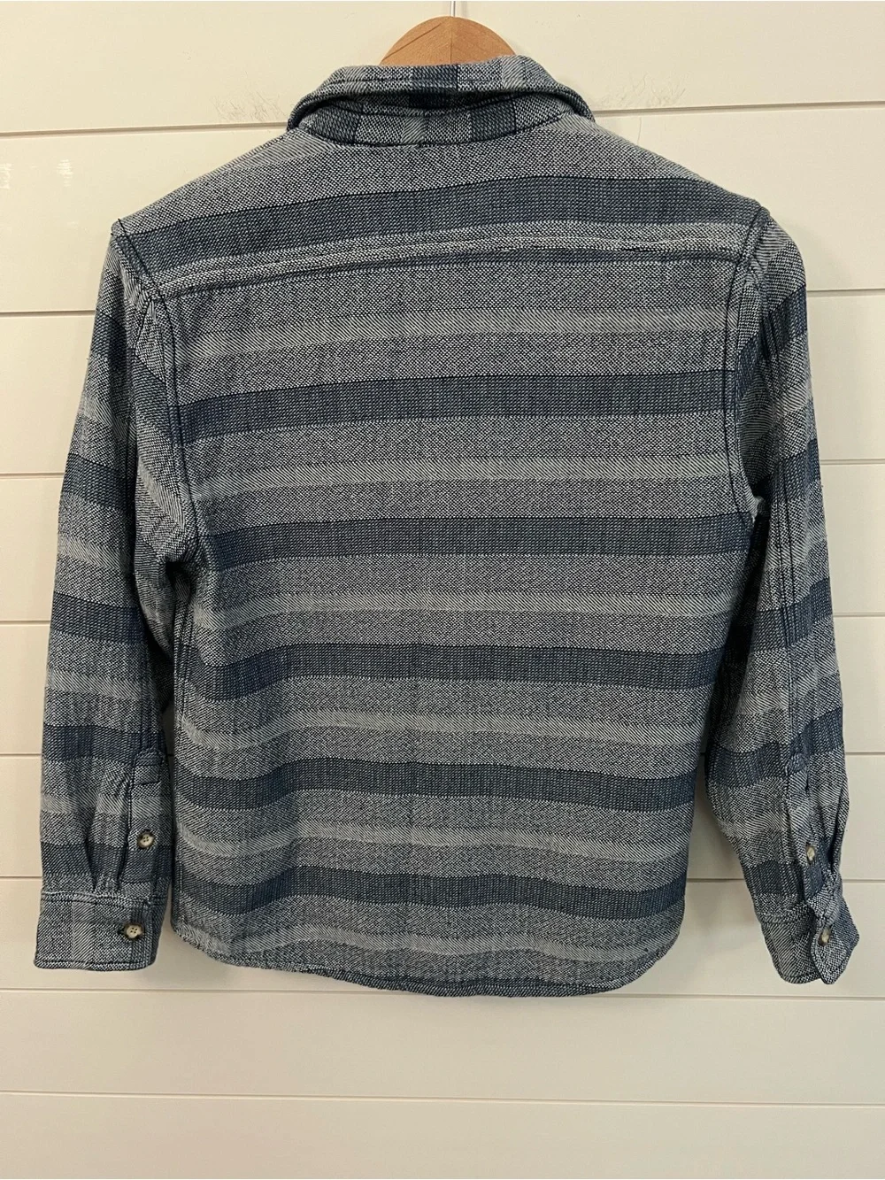 Johnnie-O Boys Size 12 Button Front Shirt Blue Jacquard Woven 100% Cotton